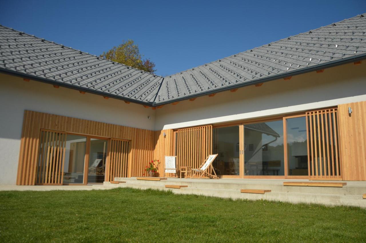 Hisa Sonca Toti Breg Pension Svecina Buitenkant foto