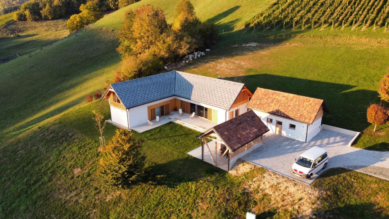 Hisa Sonca Toti Breg Pension Svecina Buitenkant foto